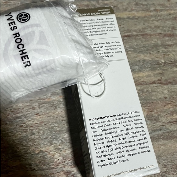 NIB Retinol anti-wrinkle intensive firming serum & Yves Rocher makeup removal - Picture 8 of 16